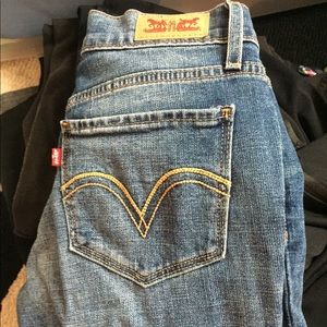 Levi jeans